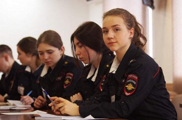 В Ачинске продолжается набор учеников в полицейский класс