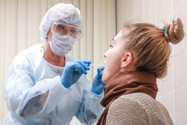 Еще 356 жителей Красноярского края заболели коронавирусом и 22 умерли от него