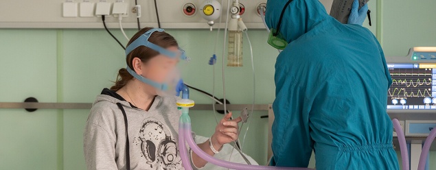 В Роспотребнадзоре допустили вероятность многократного инфицирования COVID-19