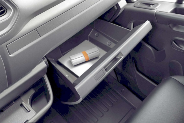 Накопил долгов. Боюсь, отберут автомобиль. Как этого избежать?