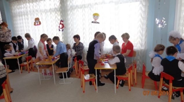 Команда детского сада № 46 и школы № 18 одержала победу в интеллектуальном турнире «Умники и Умницы»