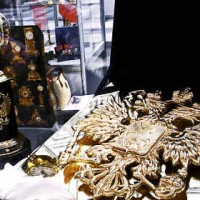 Российским чиновникам разрешили выкупать полученные подарки