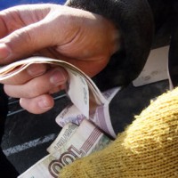 В России предложили ввести почасовую оплату труда