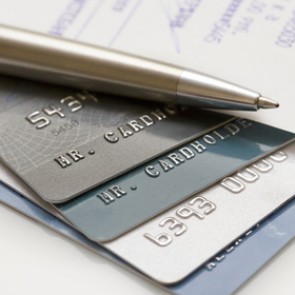 Россиянам позволят выбрать банк для выпуска зарплатной карты