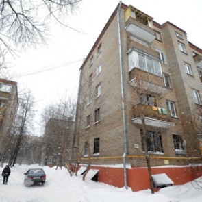 В Москве бабушку-инвалида выселили из квартиры внука-детдомовца