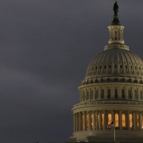 Конгресс США одобрил законопроект о помощи Украине и санкциях против России