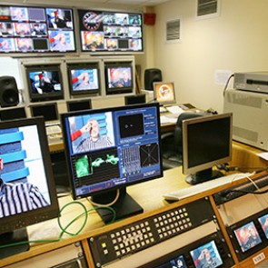 Телевизионную и радиорекламу сделают тише