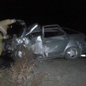 Шесть человек погибли и четверо пострадали в столкновении ВАЗов на трассе в Туве