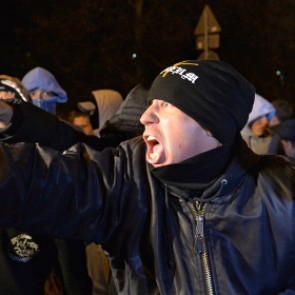 Москву и Петербург признали очагами межэтнической напряженности