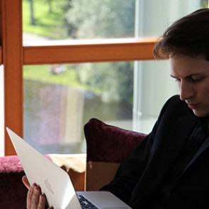 Дуров покинул Россию и не собирается возвращаться