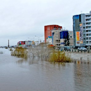 Более 350 тысяч человек в Якутии на неделю остались без воды