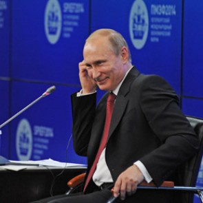 Путин пригрозил устаревшим предприятиям ростом налогов