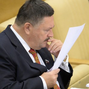 В Госдуме не поддержали идею запрета на курение для женщин моложе 40 лет