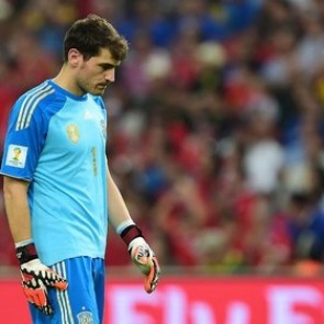 Сборная Испании досрочно лишилась шансов на выход в плей-офф ЧМ-2014