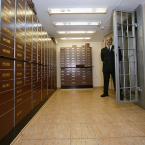 Минфин предложил запретить госкомпаниям иметь счета в зарубежных банках