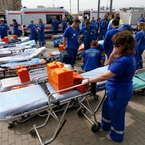 Число погибших в результате аварии в метро выросло до пяти