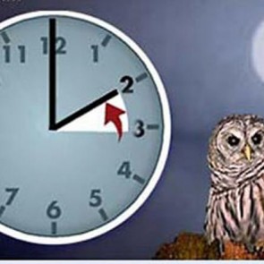 Путин подписал закон о возврате зимнего времени