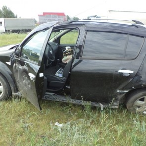 Водитель пропал в Абакане после ДТП с переворотом