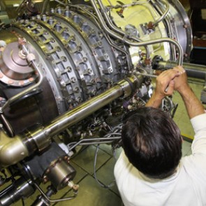 Производство двигателей для фрегатов ВМФ перенесут с Украины в Россию