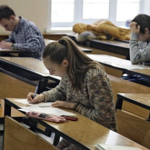 Студентам-«хорошистам» разрешат переводиться на бюджетные отделения