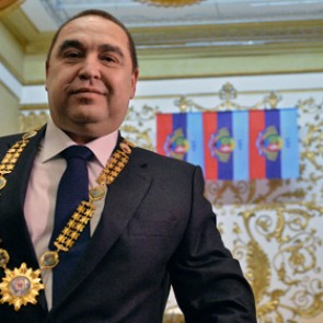 Глава ЛНР вызвал Порошенко на дуэль