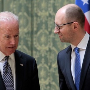 Украина и США попросили Россию помочь с доставкой гумпомощи в Донбасс