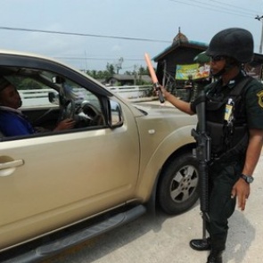 В Таиланде россиянин на автомобиле упал в море с 250-метровой скалы