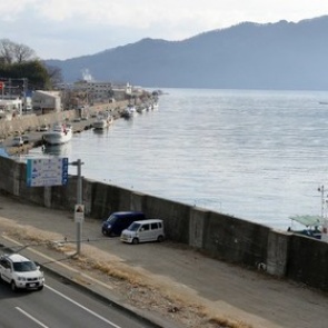 В Японии из-за землетрясения объявлена угроза цунами