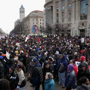 Американцы назвали самой острой проблемой собственное правительство