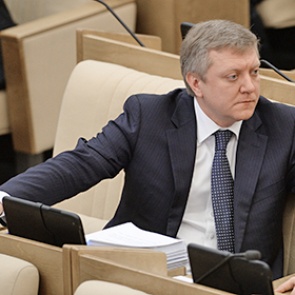 В Госдуме решили резко повысить штрафы за распитие алкоголя на улице