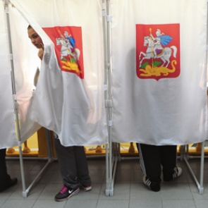 Путин подписал закон о переносе выборов в Думу