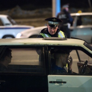 Жителя Омска за пьяное вождение лишили прав до 2076 года