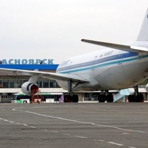 Дебош пьяного пассажира привел к посадке лайнера в Красноярске