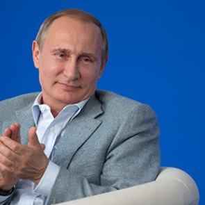 «Единая Россия» пойдет на выборы без образа Путина