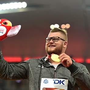 Пьяный чемпион мира расплатился в такси своей золотой медалью