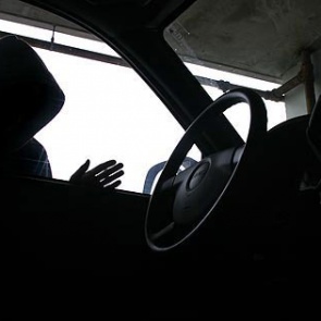 Стражи порядка вернули похищенный автомобиль владельцу