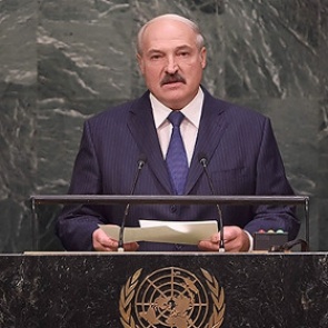 Лукашенко предрек гибель претендентам на единоличное лидерство в мире