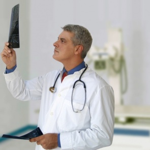 Международный день врача - первый понедельник октября