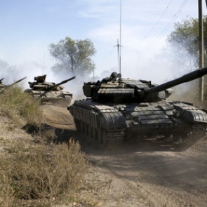 Украинские военные начали отвод вооружений в Донбассе