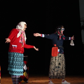 Ачинск посетили "Новые русские бабки"