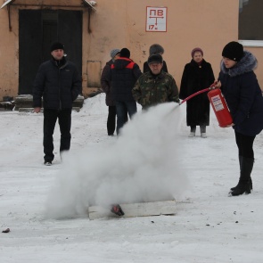 Для работников ГорДК провели инструктаж по безопасности