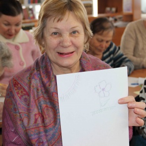 Студенты народного университета прошли терапию искусством