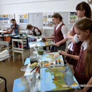 В Ачинской художественной школе состоялась серия мастер-классов