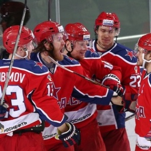 ЦСКА обыграл СКА в первом матче полуфинала Кубка Гагарина