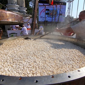 Названы способствующие снижению массы тела крупы