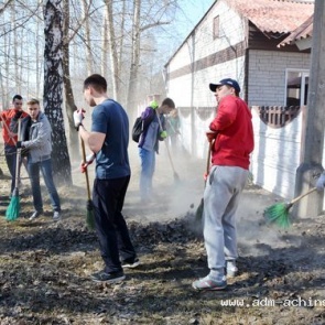 В Ачинске состоялся общегородской субботник