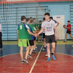 Подведены итоги соревнований по волейболу среди юношей и девушек западной группы образовательных учреждений