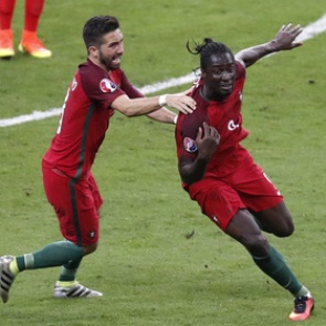 Португальцы впервые в истории стали чемпионами Европы по футболу