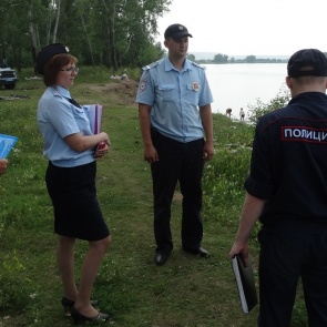 В Ачинске прошел межведомственный рейд по профилактике правонарушений среди подростков в рамках акции «Неделя общественной безопасности»