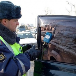 Дорожные полицейские проверили автолюбителей на трезвость